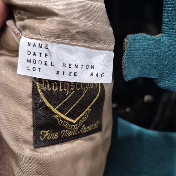 Men's Tan Blazer - Picture 7 of 15